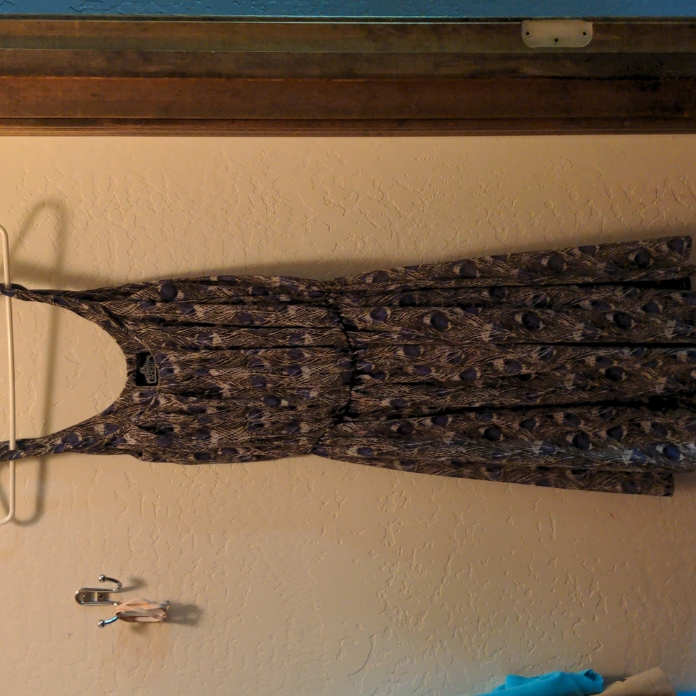 2/$15 * Feather print dress
